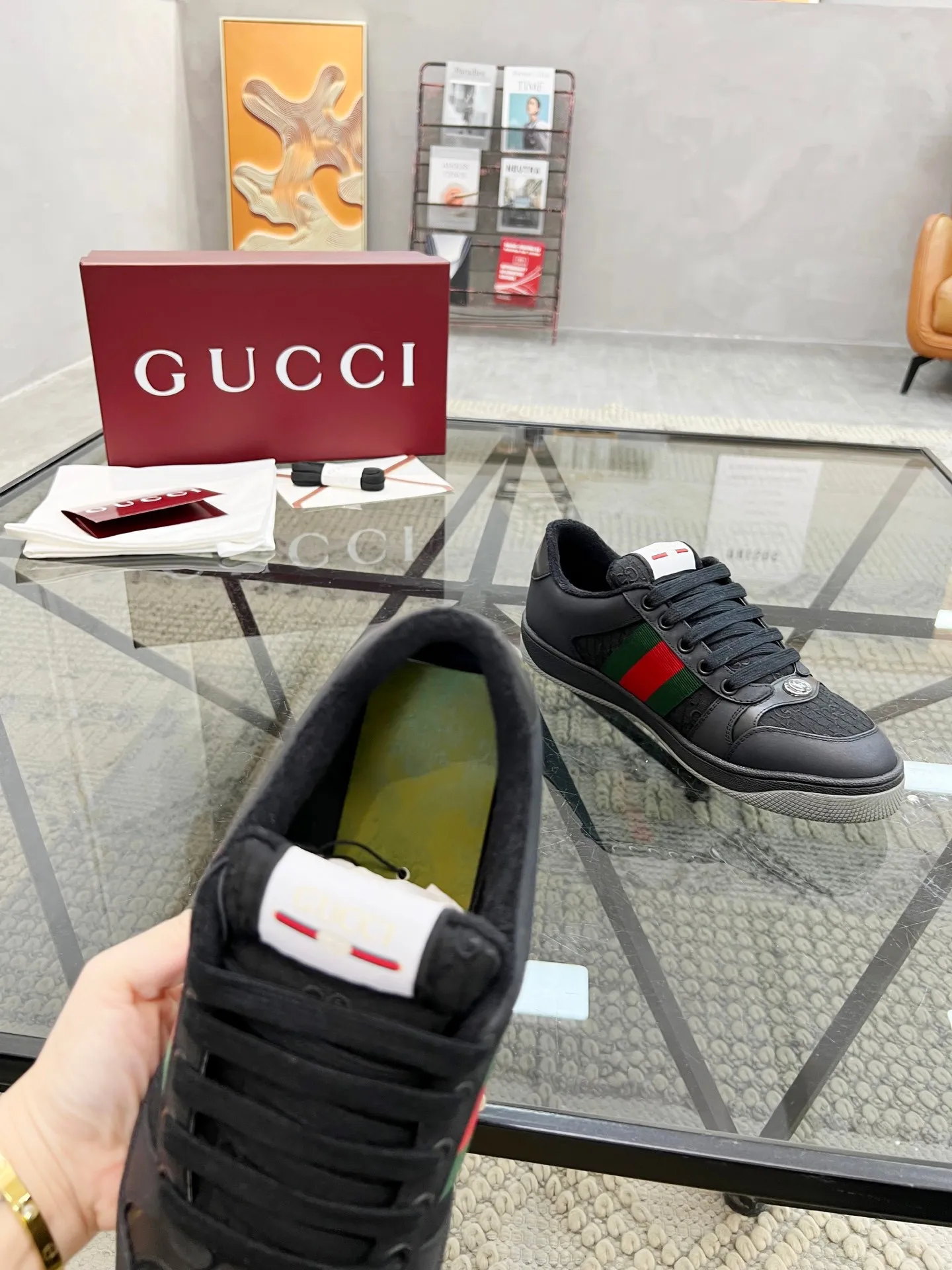 👟👟Ex-factory price 480👟👟 Couple style👫Gucci Gucci ❗️❗️New order shipped Original development Private mold making Correct last shape Hand-polished and distressed effect Correct details Complete accessories Imported leather/original towel lining crafted with craftsmanship Same size for men and women: 35-44